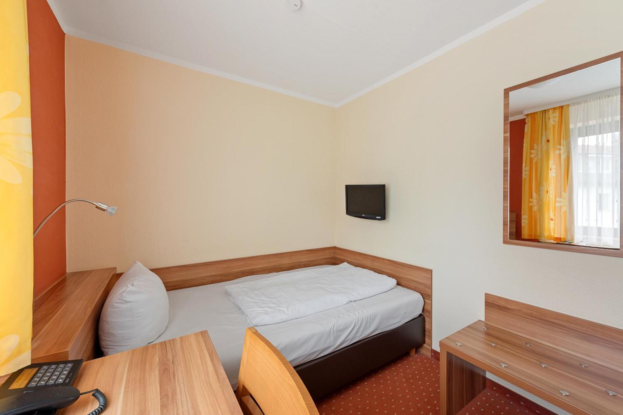 Jägerheim Hotell Nürnberg Exteriör bild