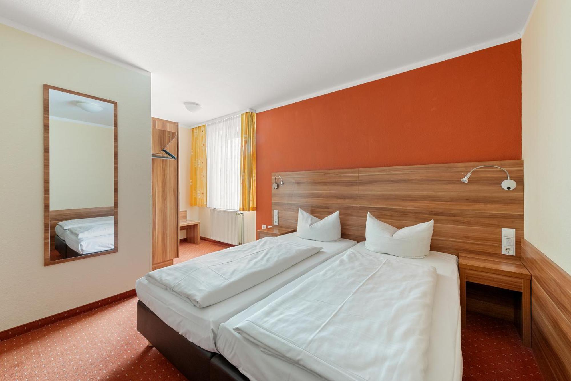 Jägerheim Hotell Nürnberg Exteriör bild