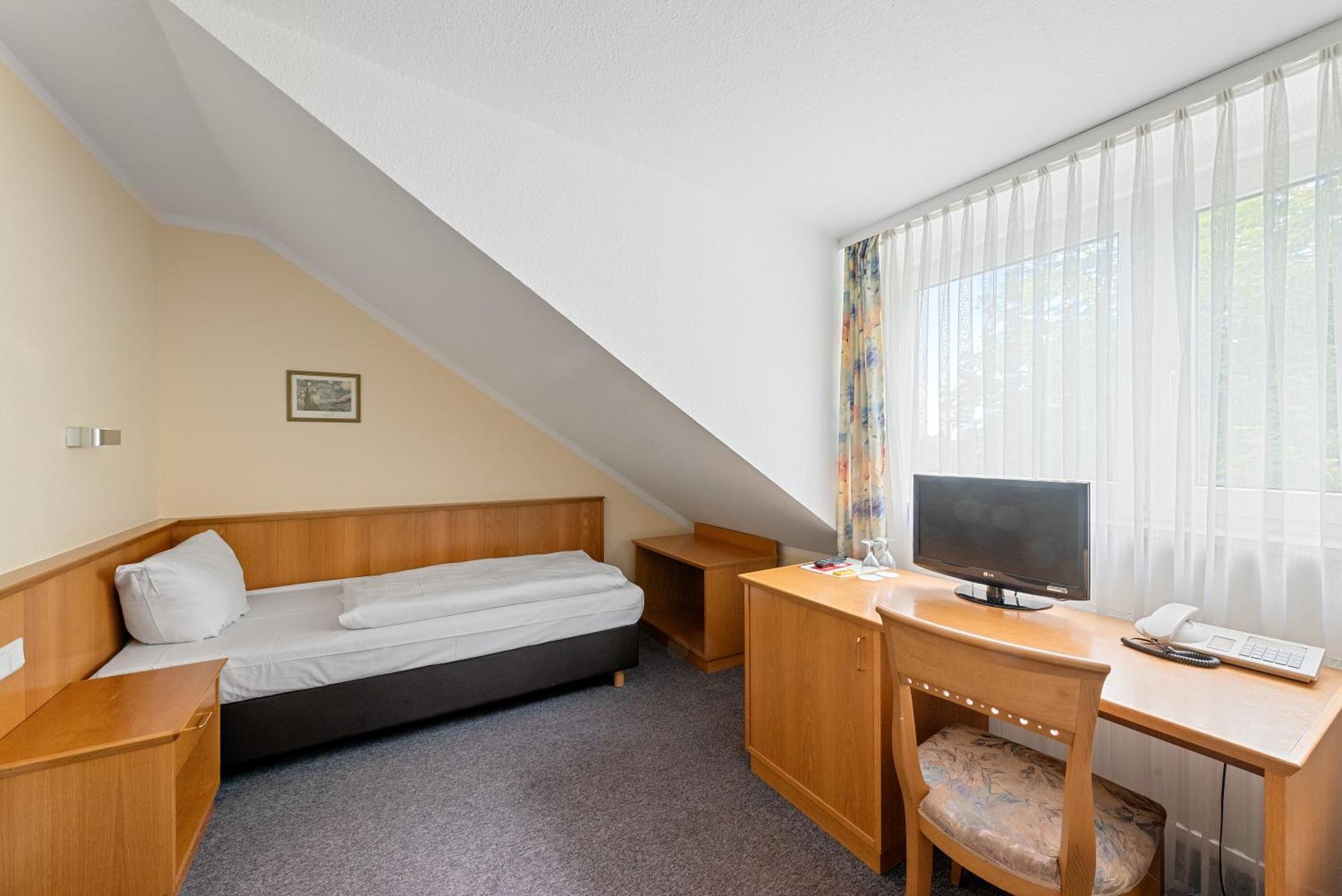Jägerheim Hotell Nürnberg Exteriör bild