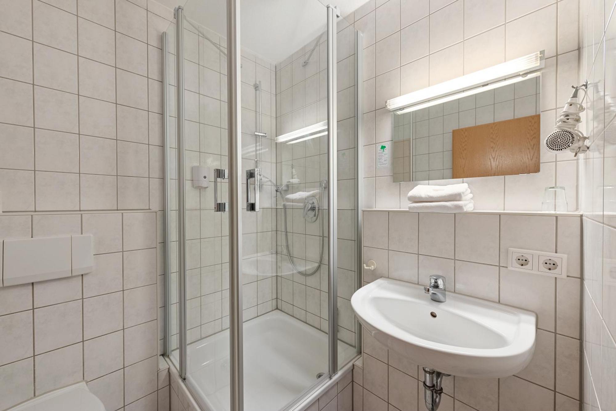 Jägerheim Hotell Nürnberg Exteriör bild