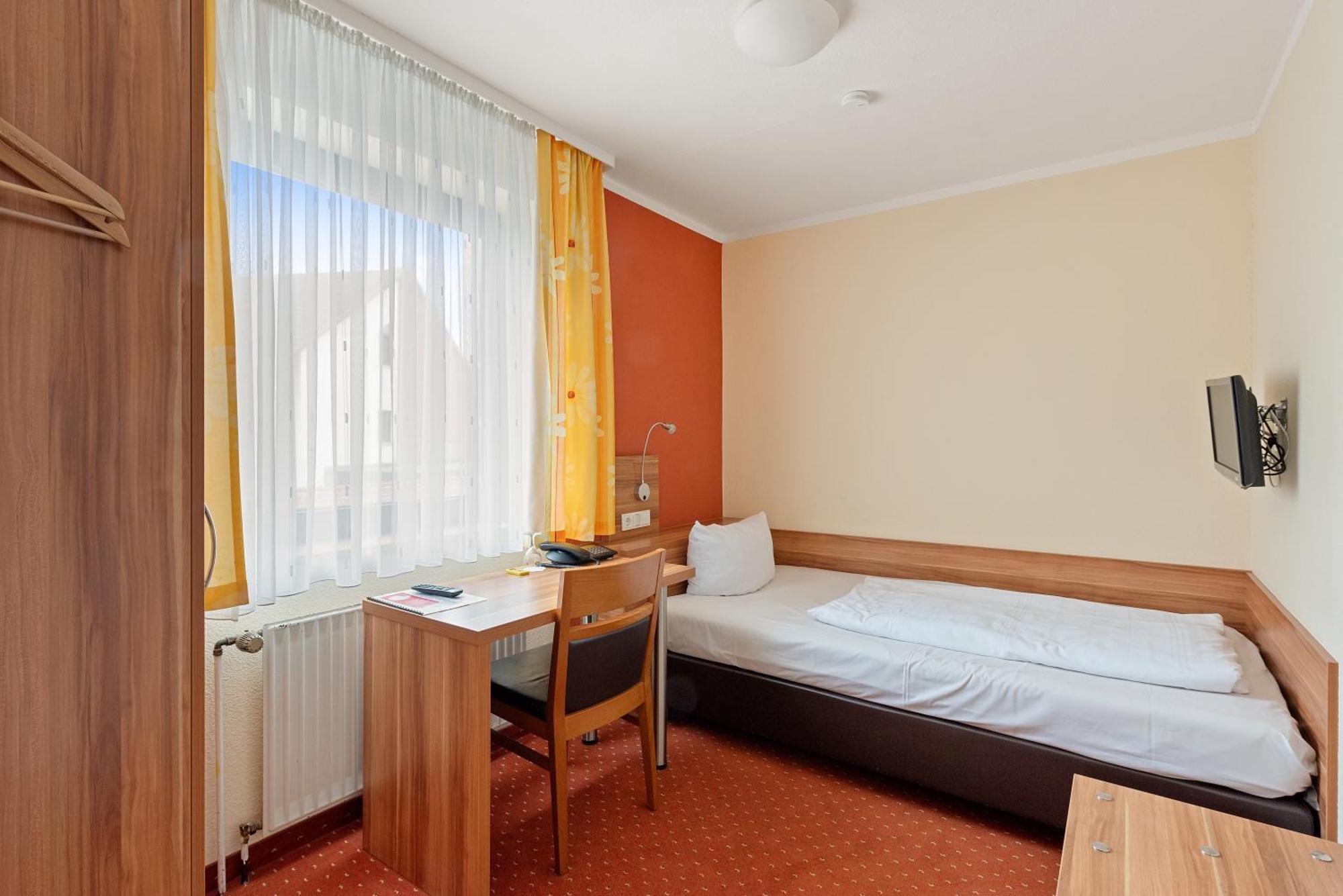 Jägerheim Hotell Nürnberg Exteriör bild
